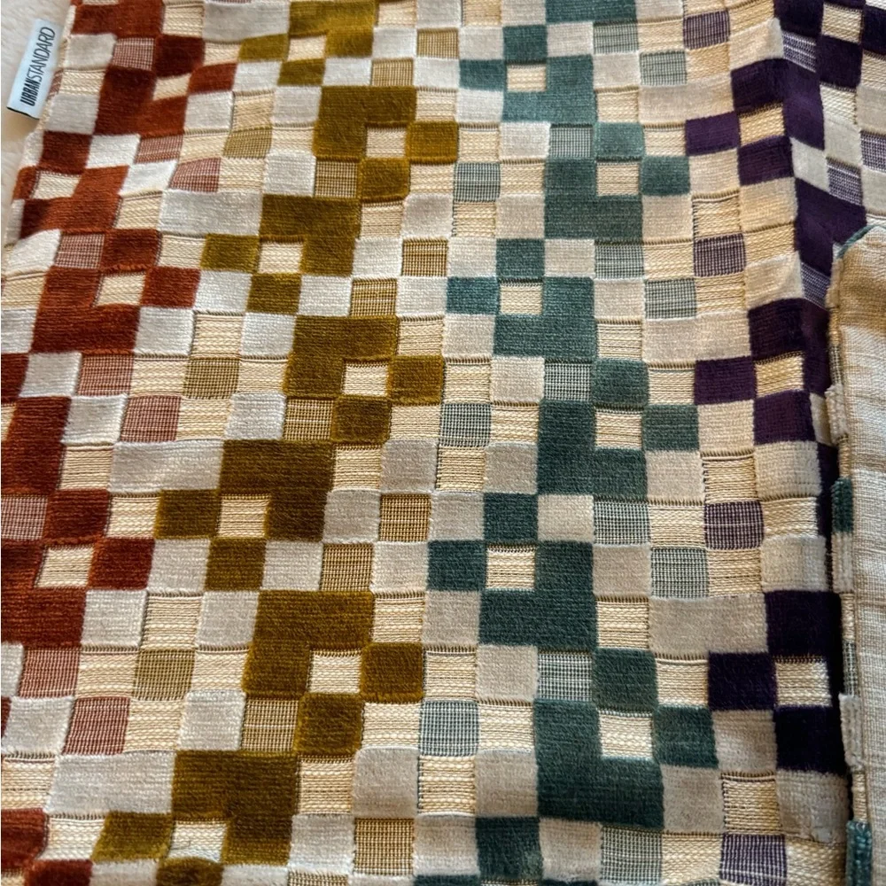 Geometric Patterned throw pillowcases - Picture 3 of 6